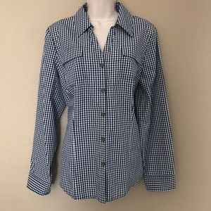Van Heusen Button Down Long Sleeve Blouse in Large